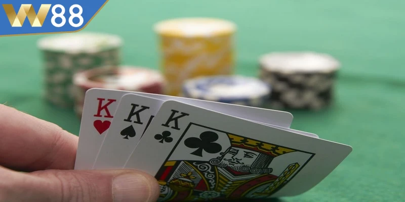 Poker 3 Lá Là Gì? Chinh Phục Đỉnh Cao Trí Tuệ Mỗi Ngày 4 Poker 3 lá là gì mà luôn chiếm giữ vị trí dẫn đầu hiện nay